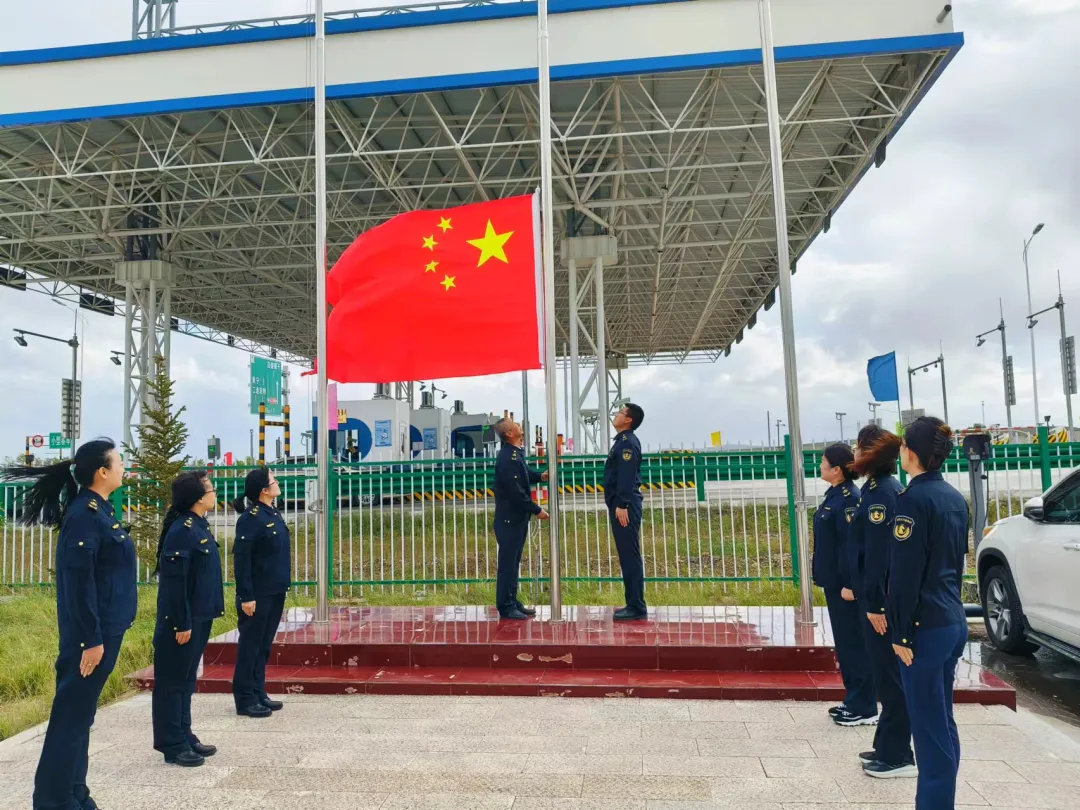 女人与公狍交酡女免费