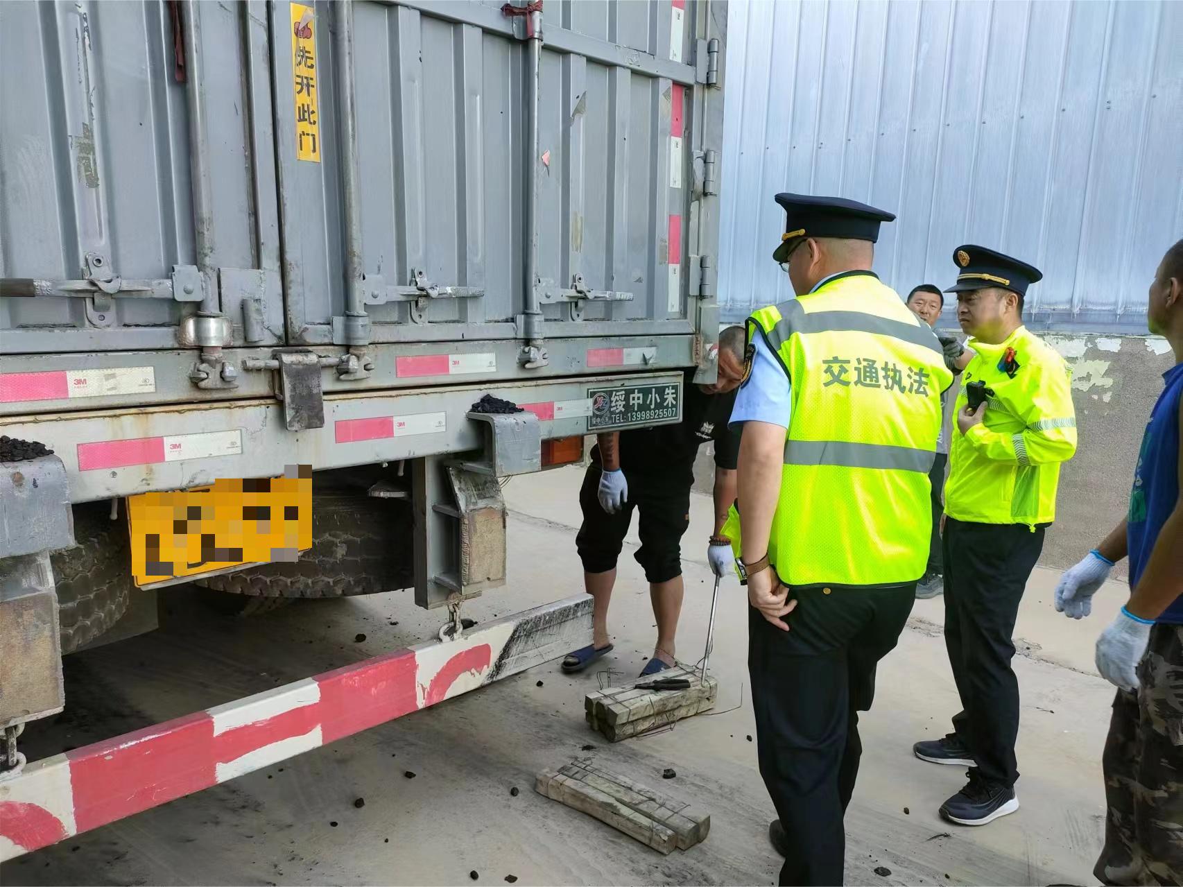 女人与公狍交酡女免费