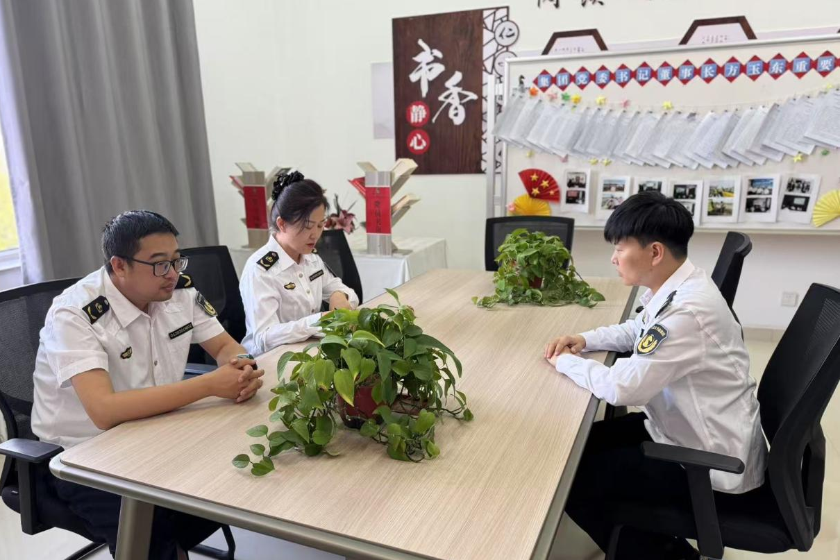 女人与公狍交酡女免费