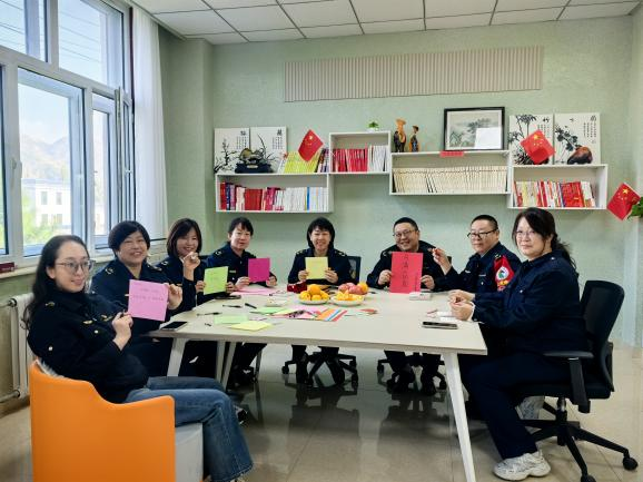 女人与公狍交酡女免费