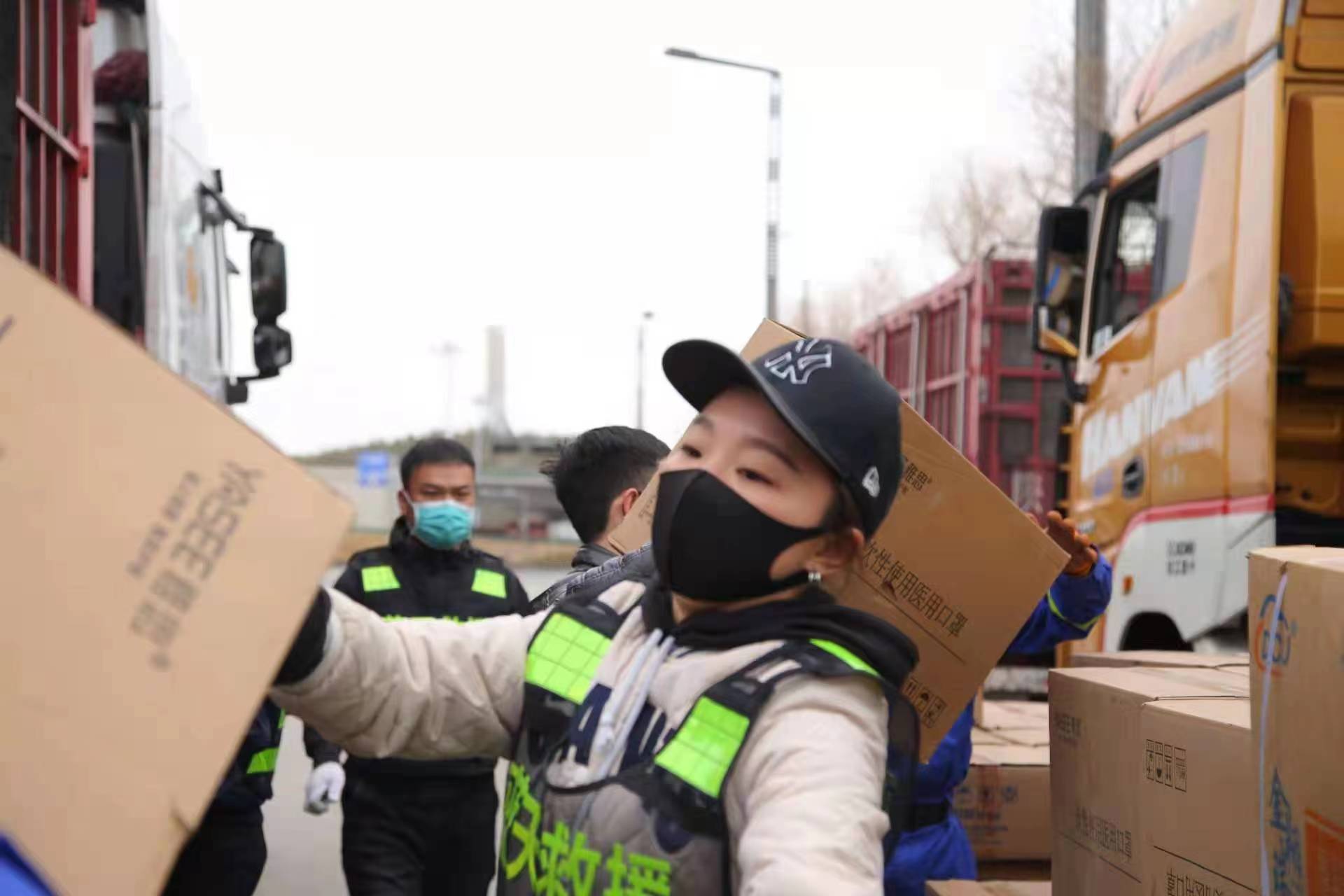 女人与公狍交酡女免费
