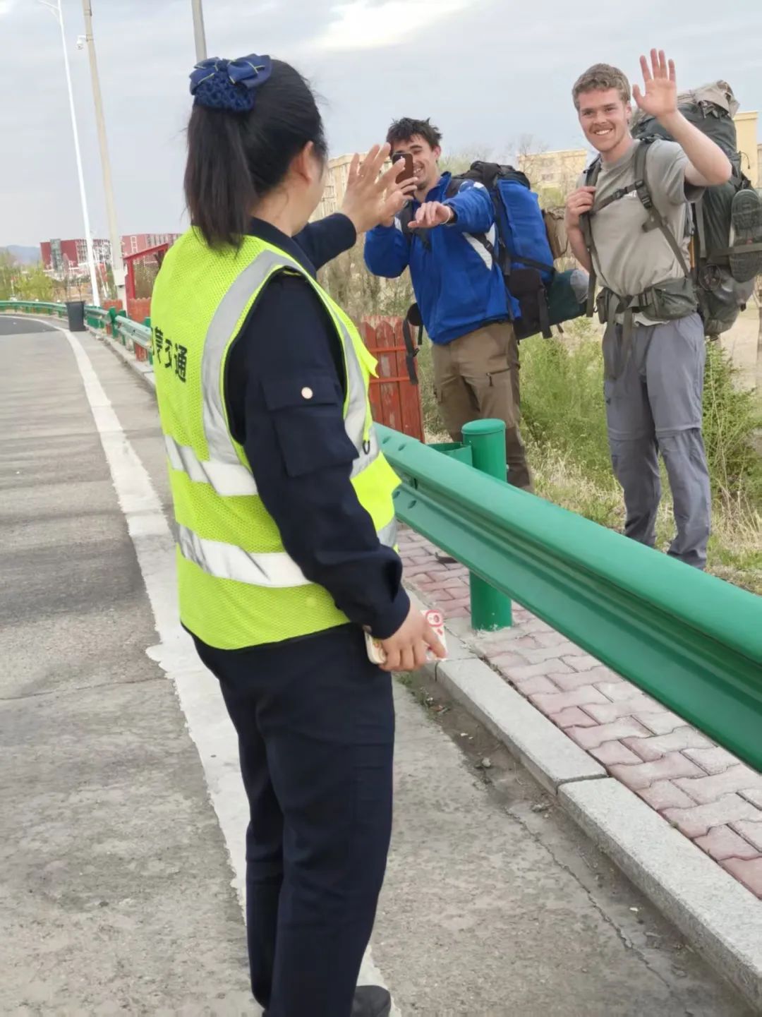 女人与公狍交酡女免费