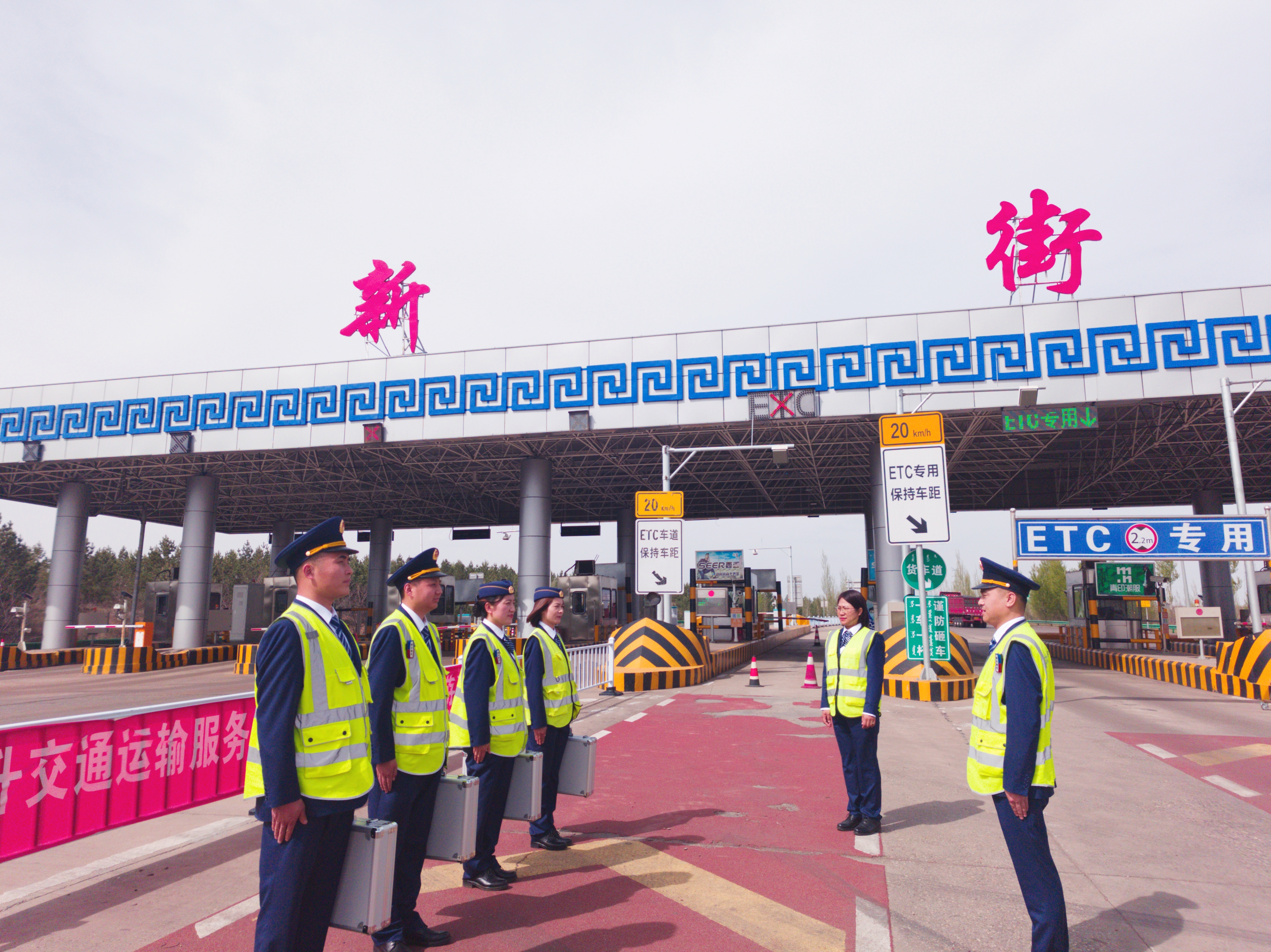 女人与公狍交酡女免费