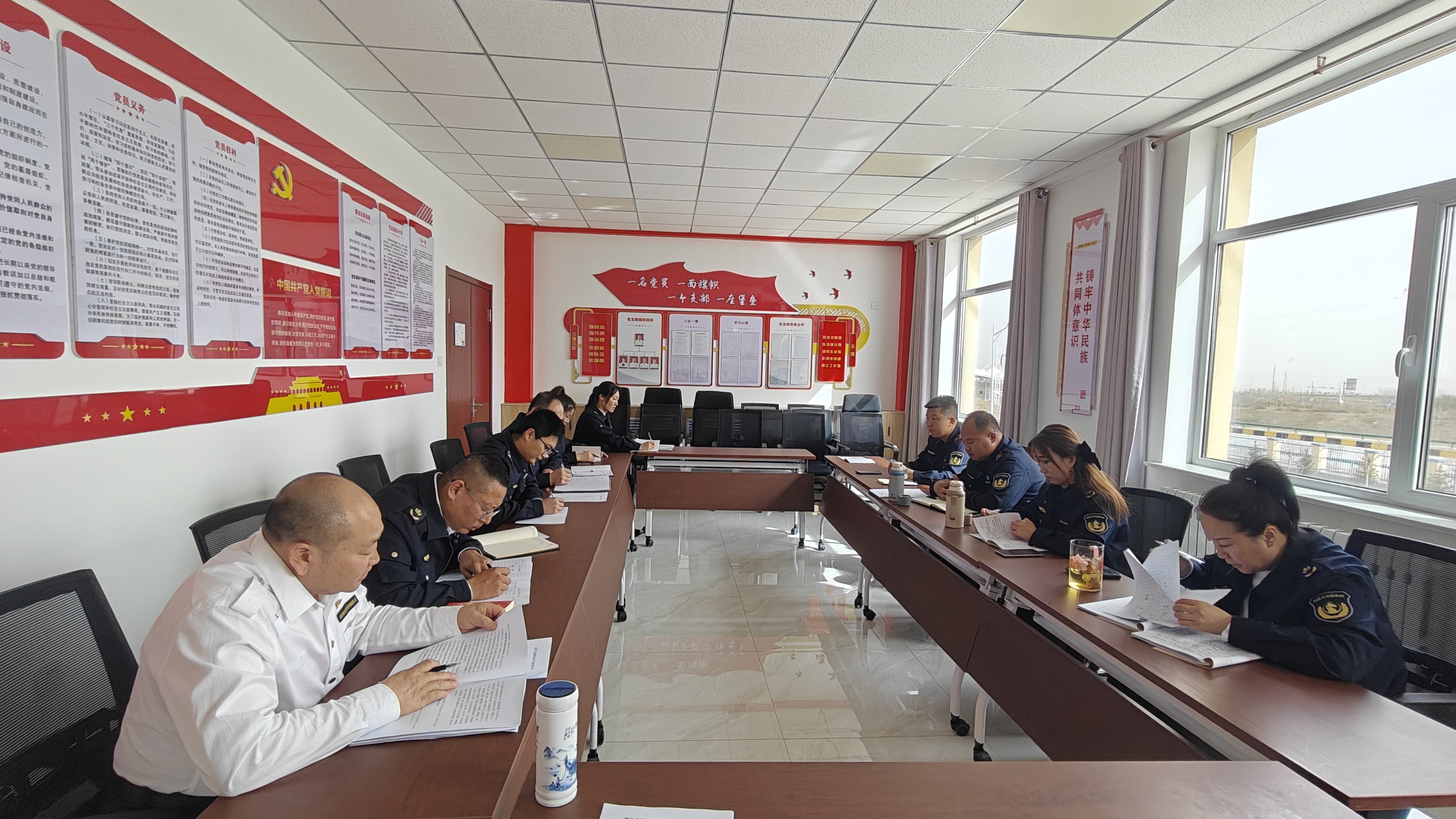 女人与公狍交酡女免费