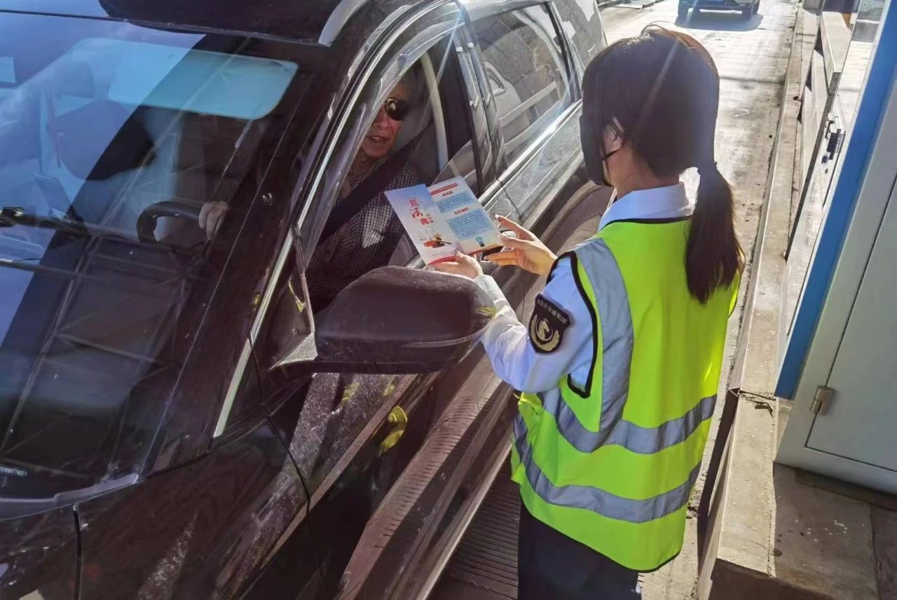 女人与公狍交酡女免费