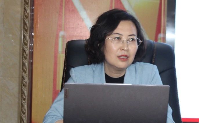 女人与公狍交酡女免费