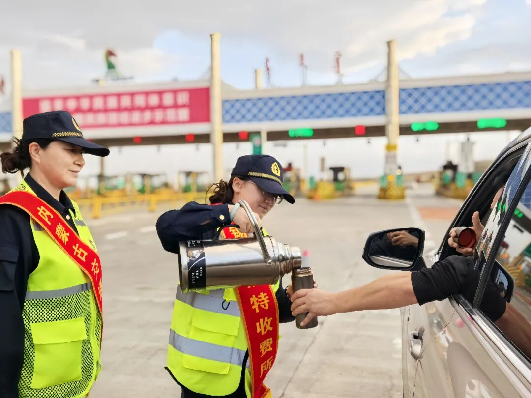 女人与公狍交酡女免费