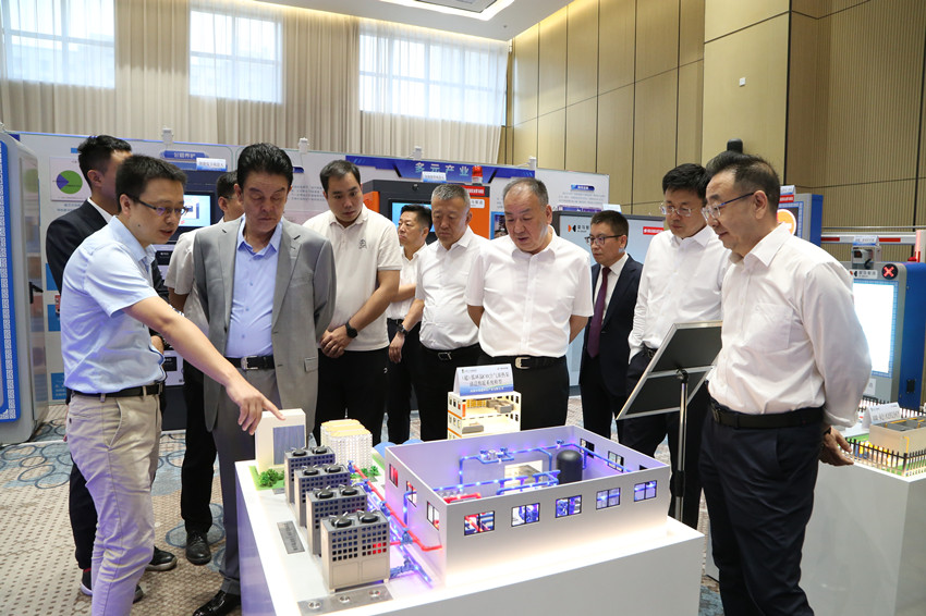 女人与公狍交酡女免费