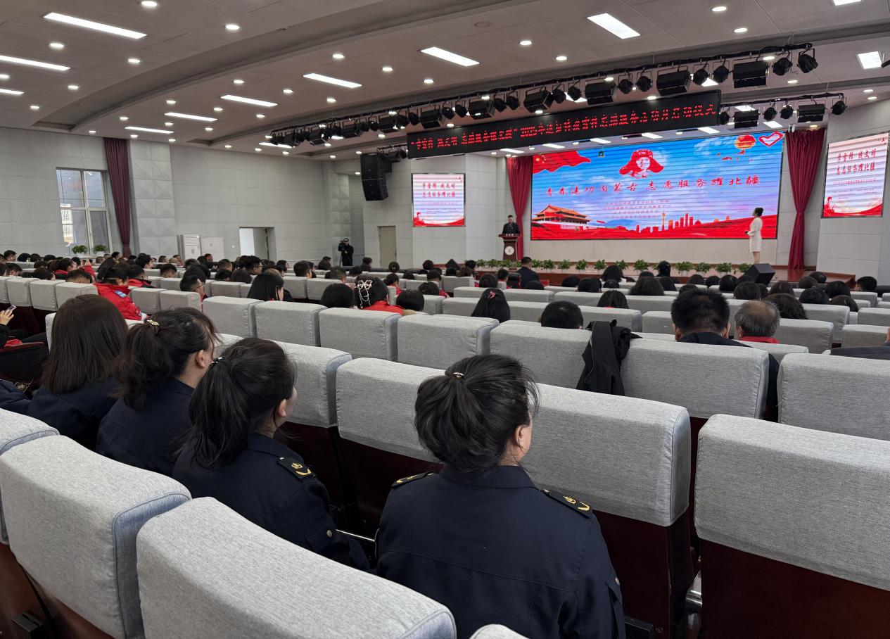 女人与公狍交酡女免费