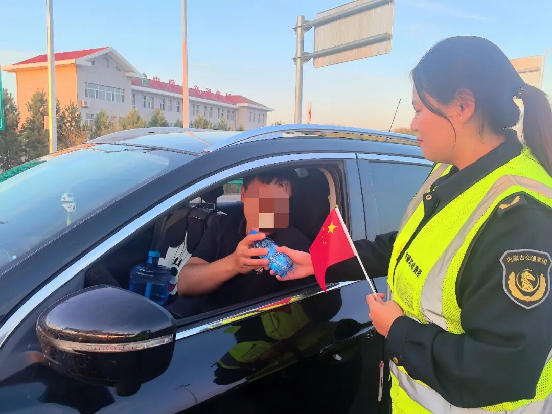 女人与公狍交酡女免费