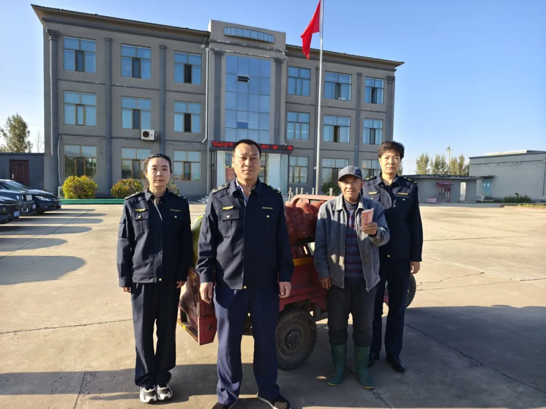 女人与公狍交酡女免费