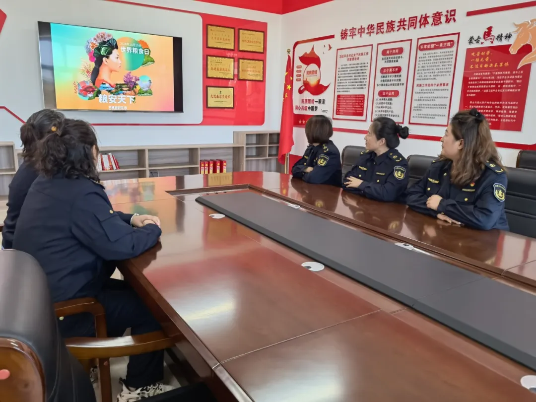 女人与公狍交酡女免费