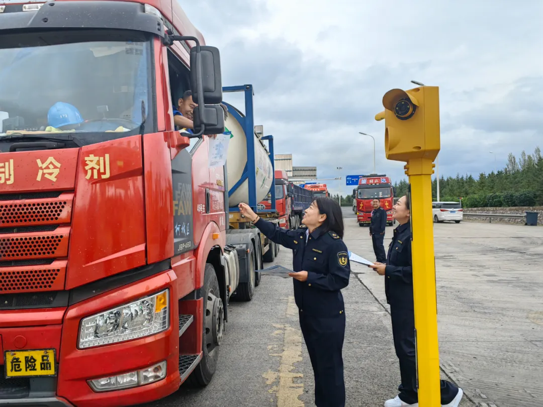 女人与公狍交酡女免费