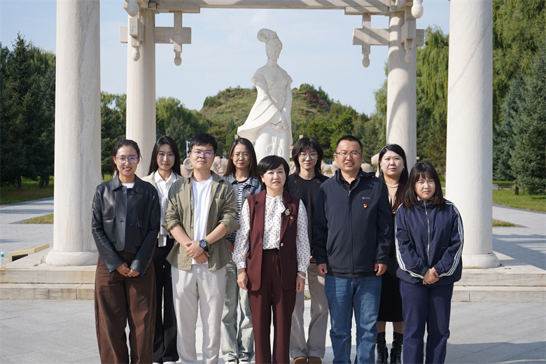 女人与公狍交酡女免费