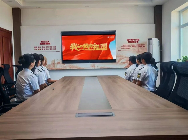 女人与公狍交酡女免费