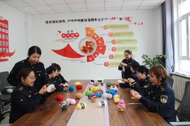 女人与公狍交酡女免费