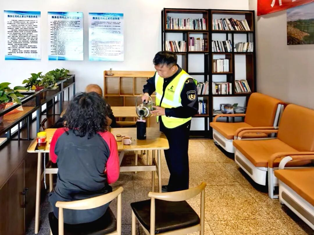 女人与公狍交酡女免费