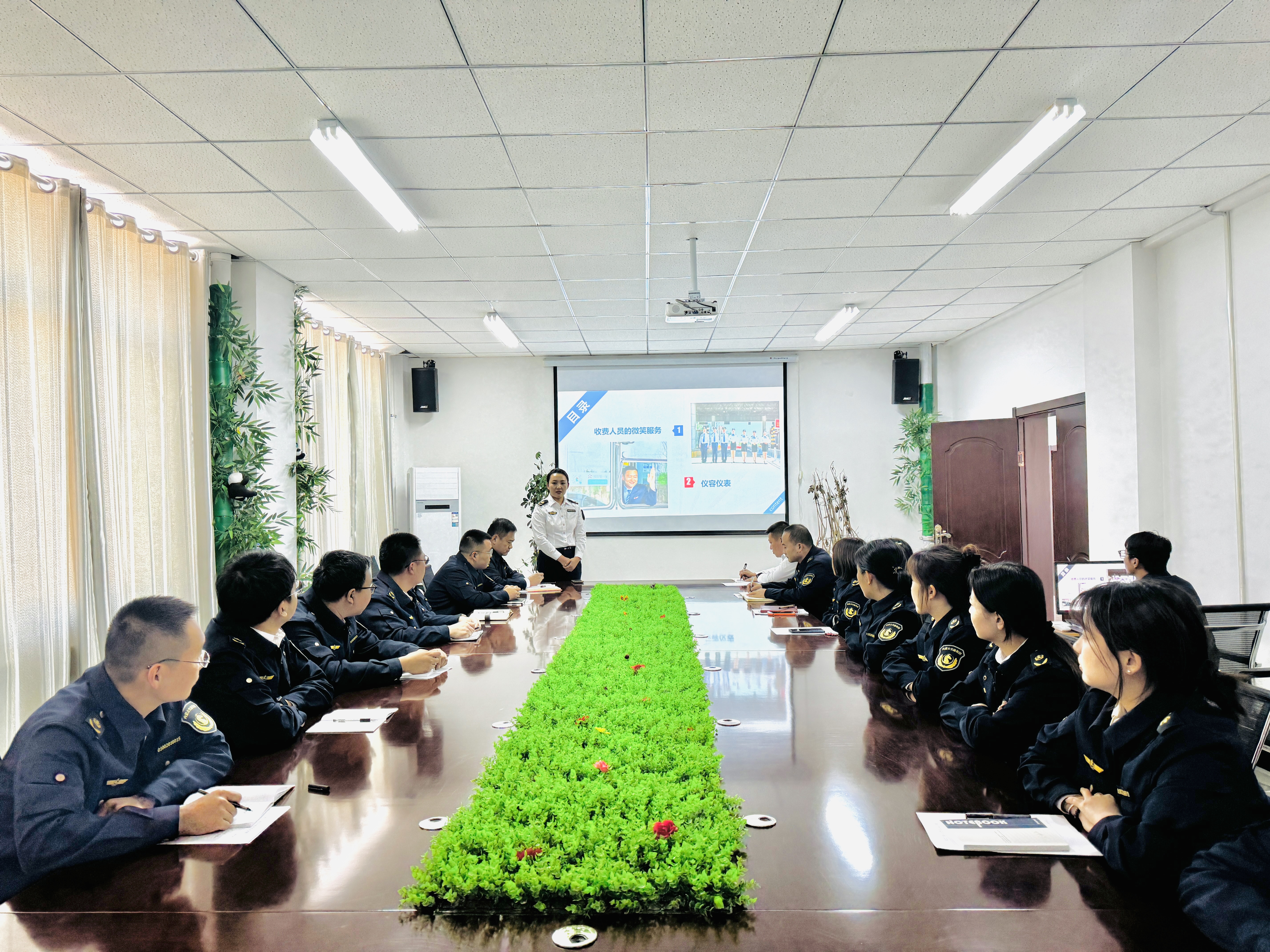 女人与公狍交酡女免费