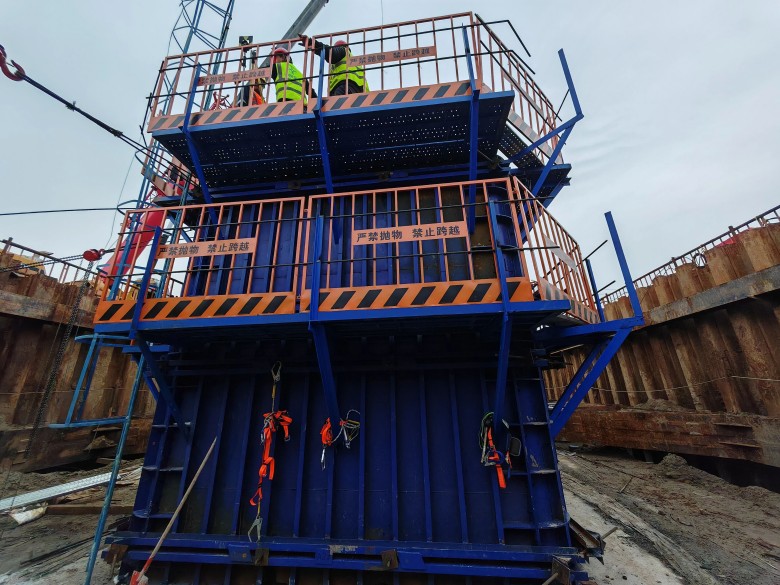 女人与公狍交酡女免费