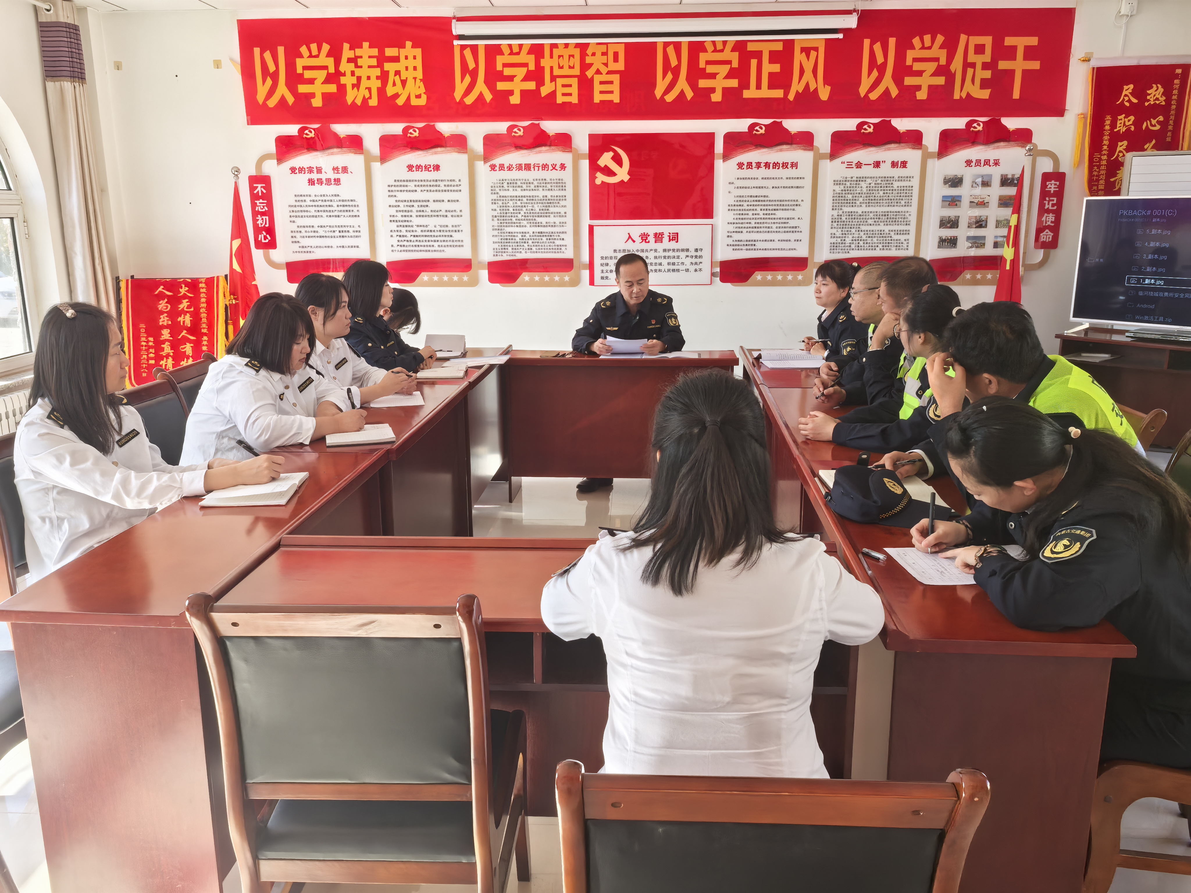 女人与公狍交酡女免费