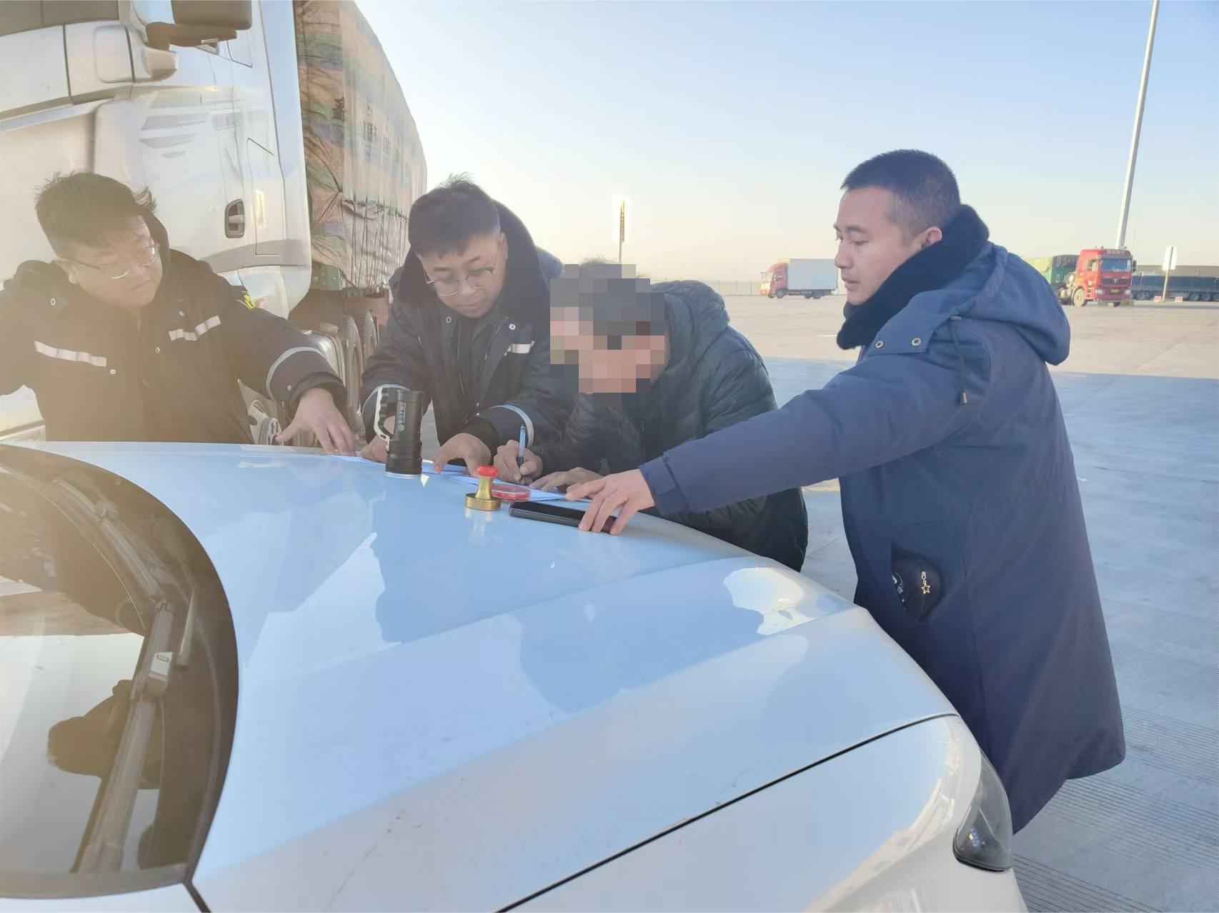 女人与公狍交酡女免费