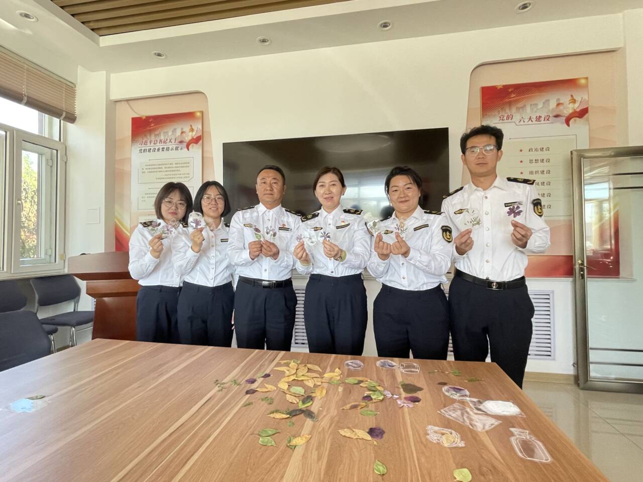 女人与公狍交酡女免费