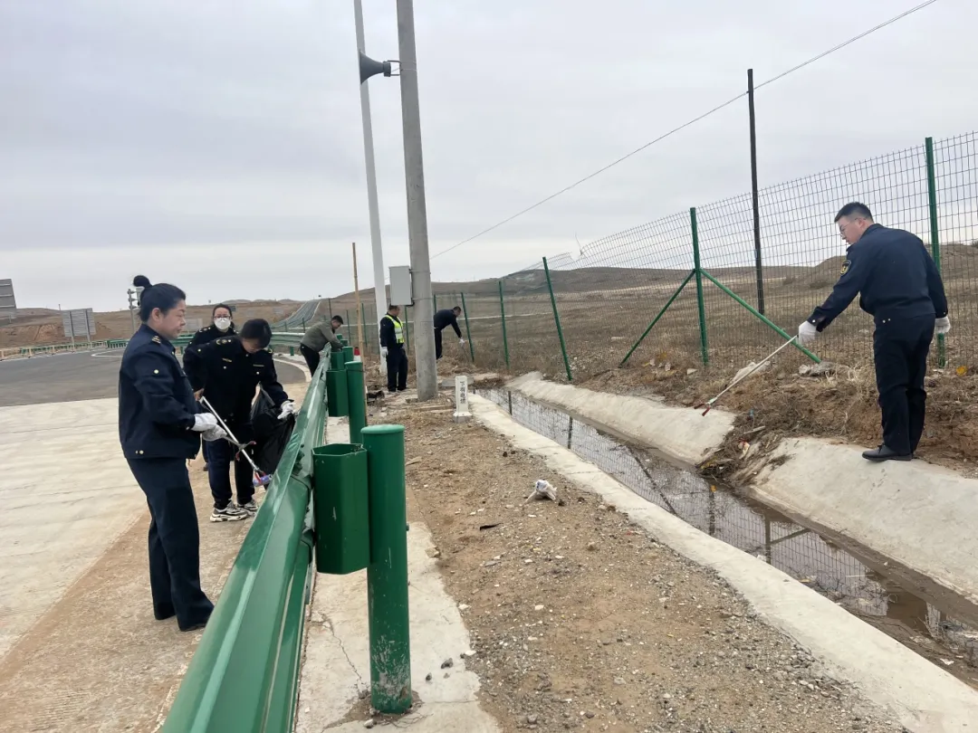 女人与公狍交酡女免费