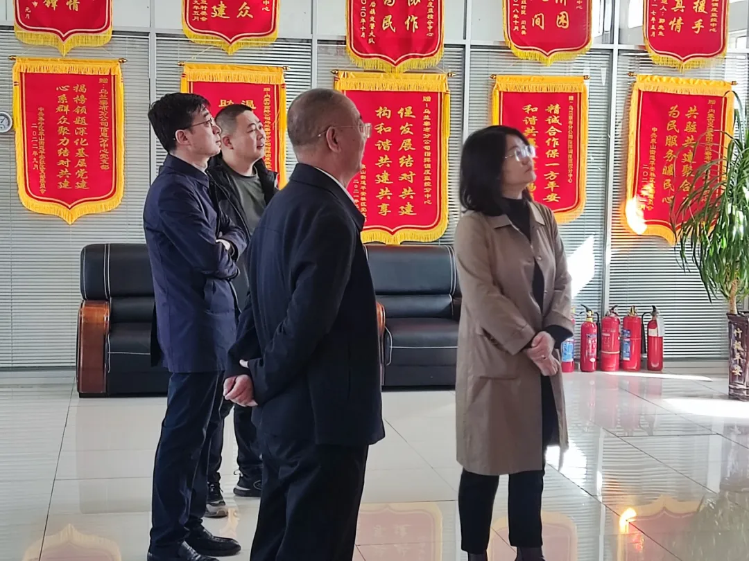 女人与公狍交酡女免费