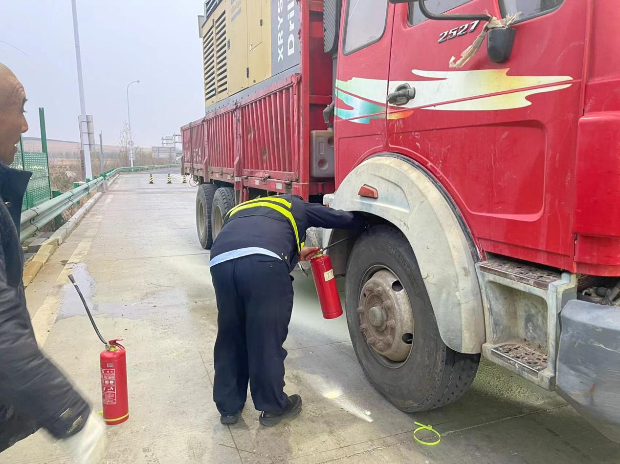 女人与公狍交酡女免费
