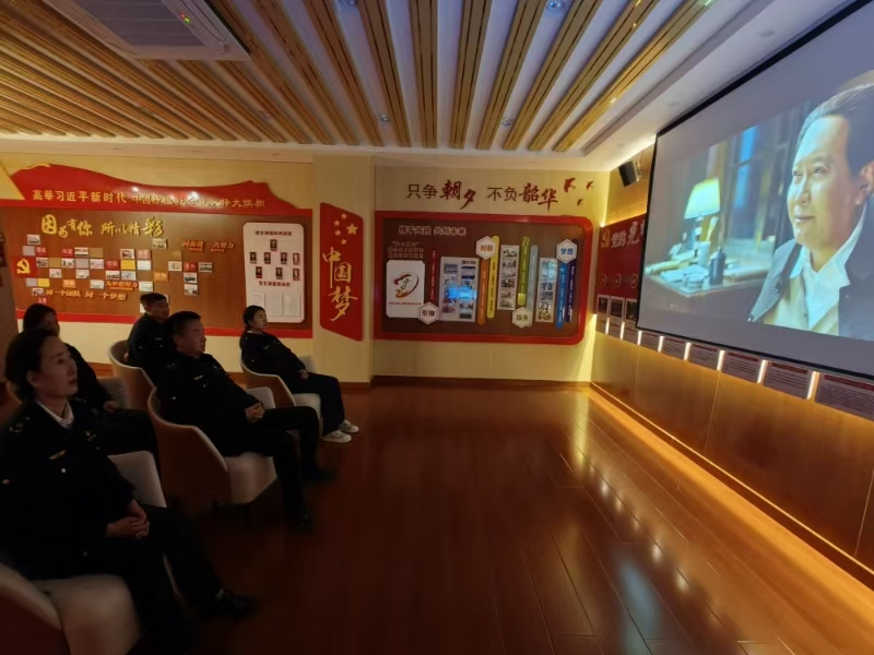 女人与公狍交酡女免费