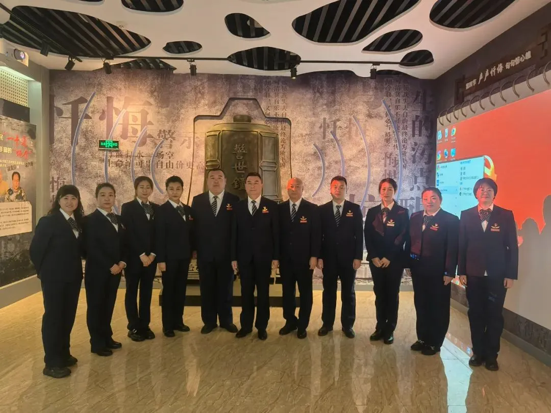 女人与公狍交酡女免费