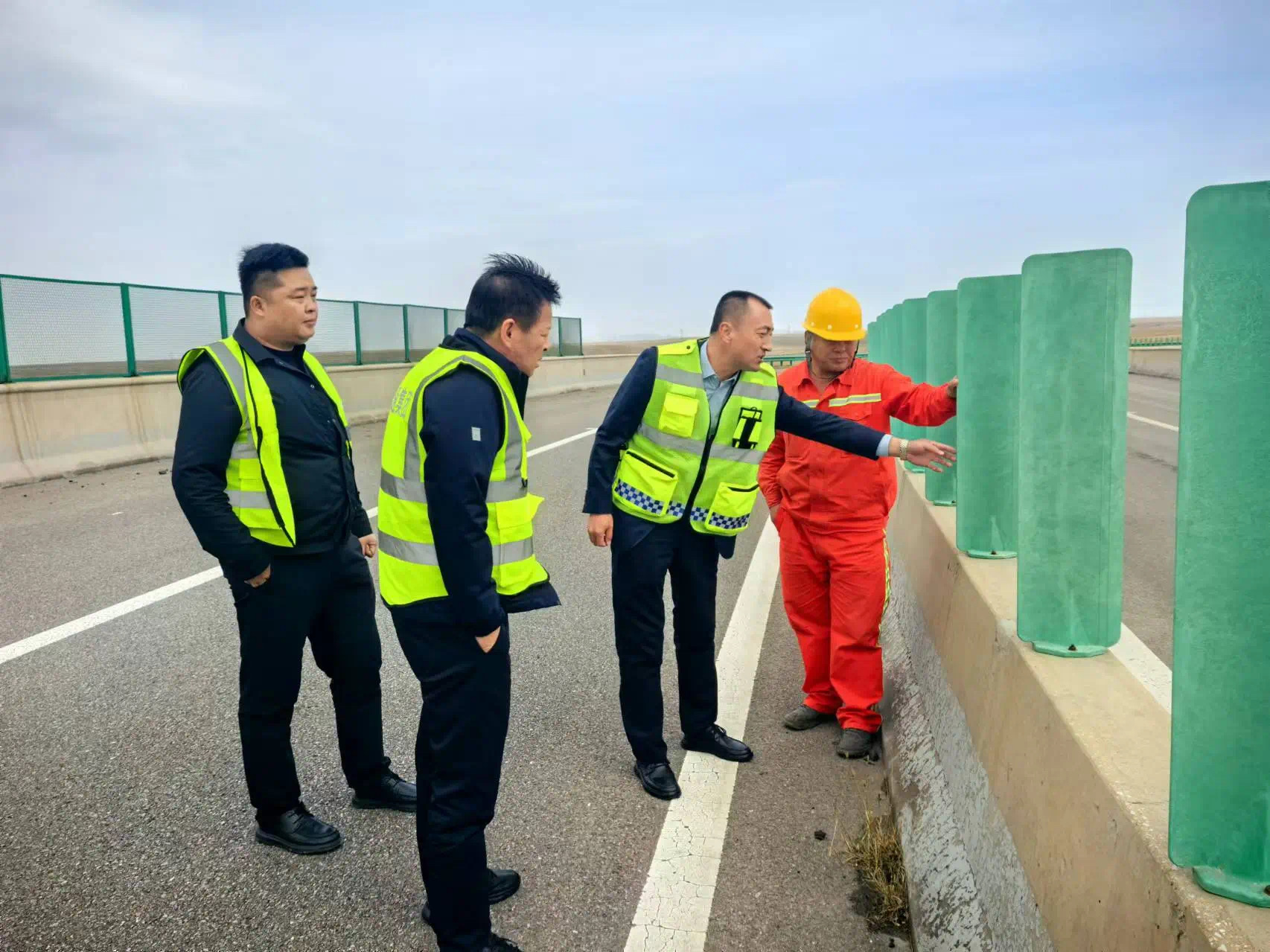 女人与公狍交酡女免费