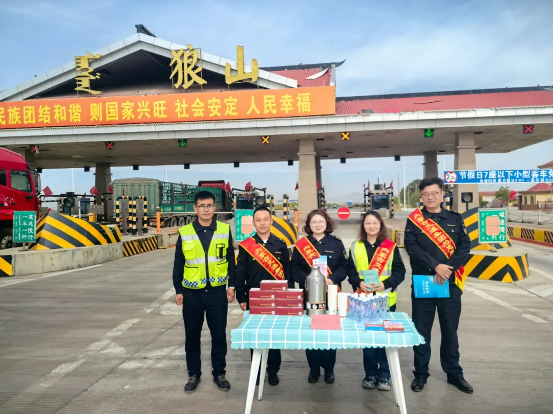 女人与公狍交酡女免费