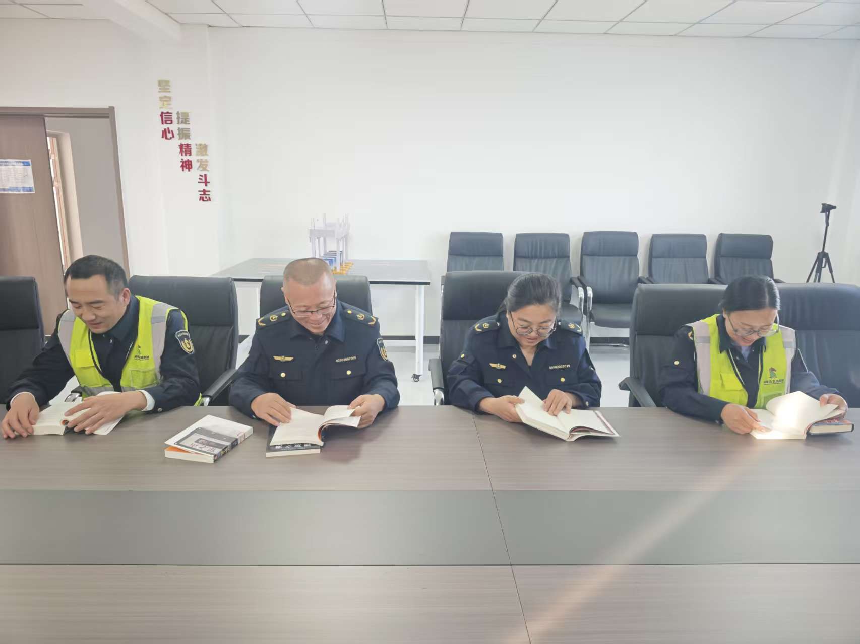 女人与公狍交酡女免费