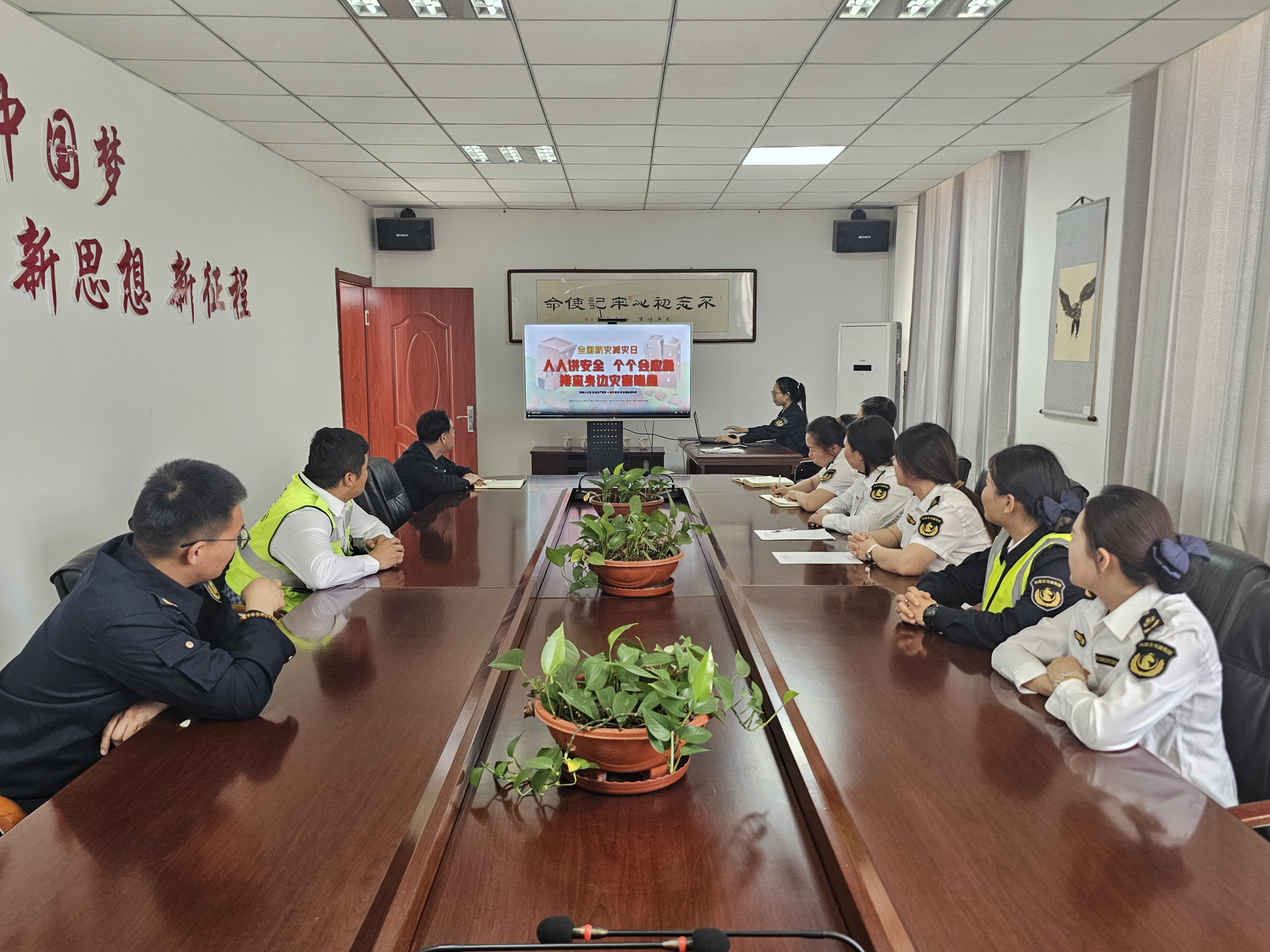 女人与公狍交酡女免费