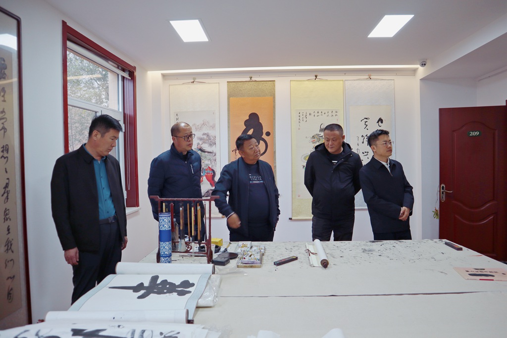 女人与公狍交酡女免费