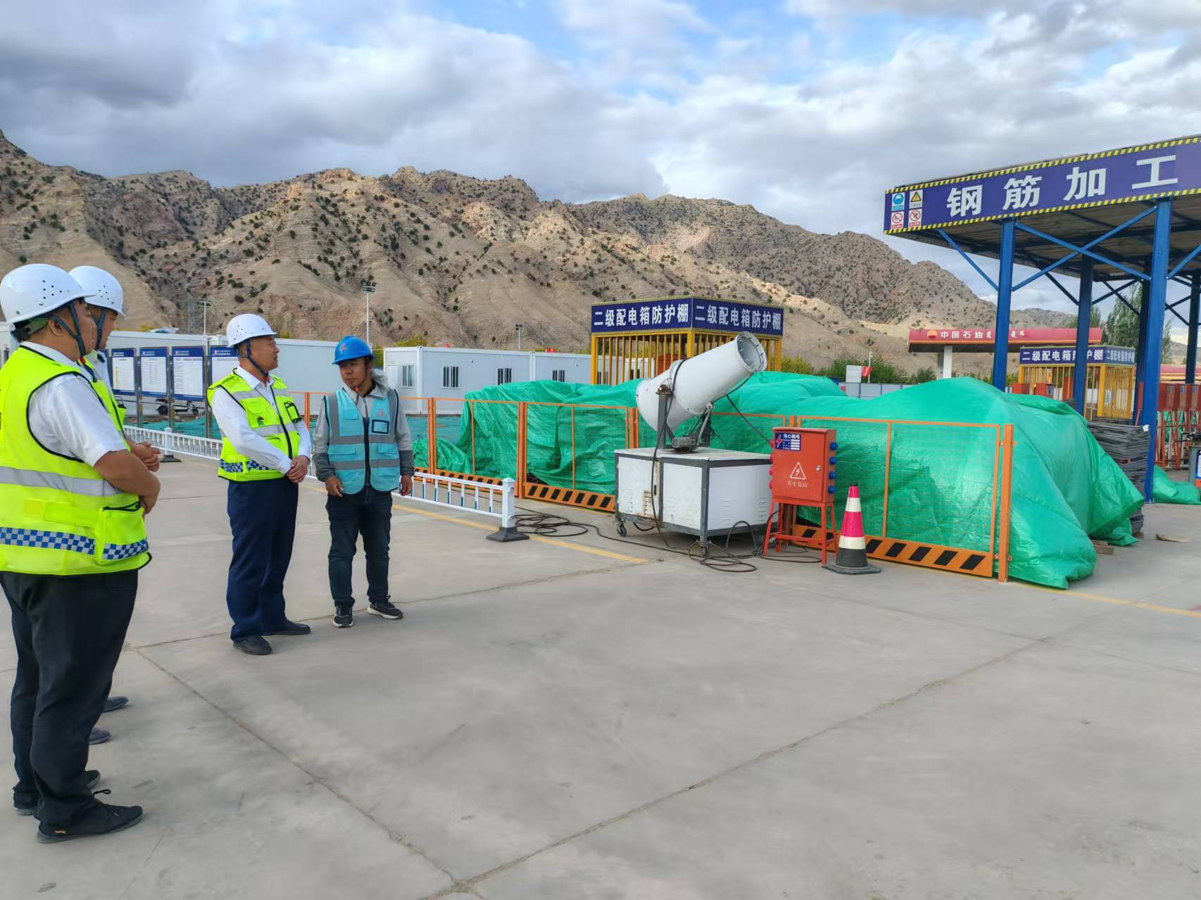 女人与公狍交酡女免费