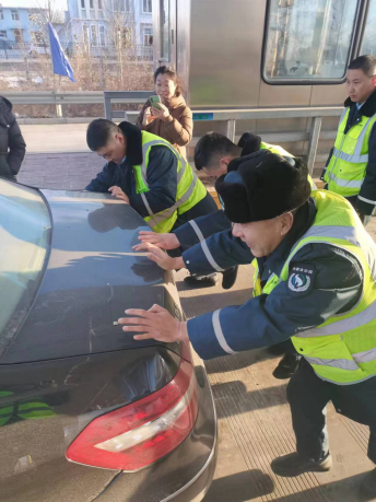 女人与公狍交酡女免费