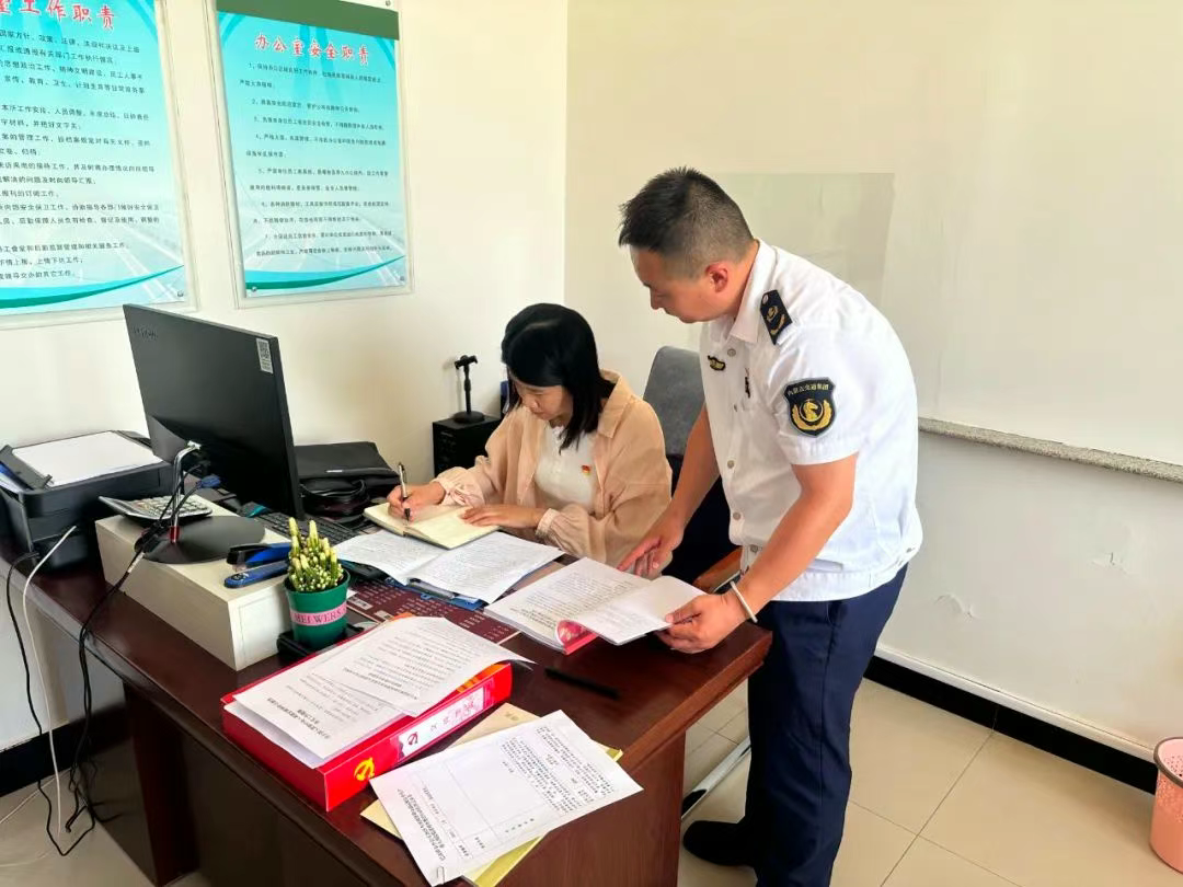 女人与公狍交酡女免费