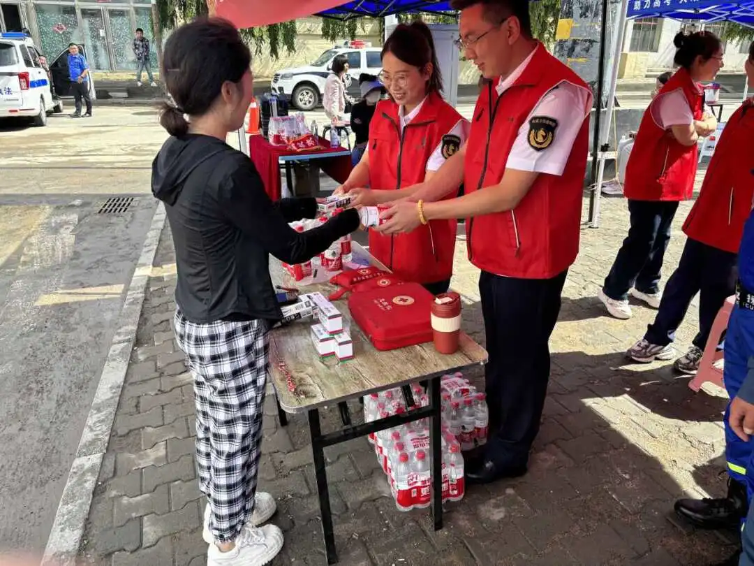 女人与公狍交酡女免费