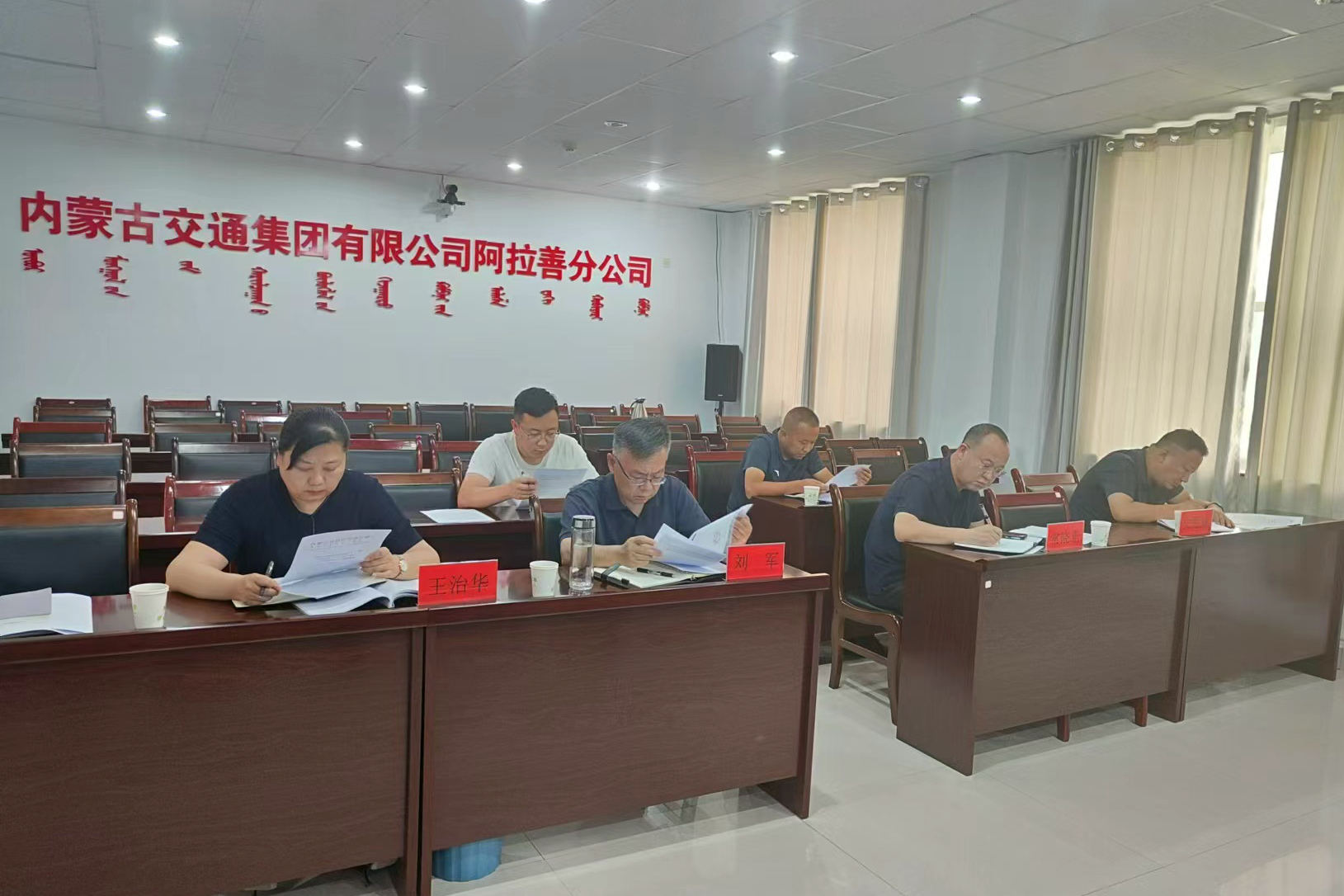 女人与公狍交酡女免费