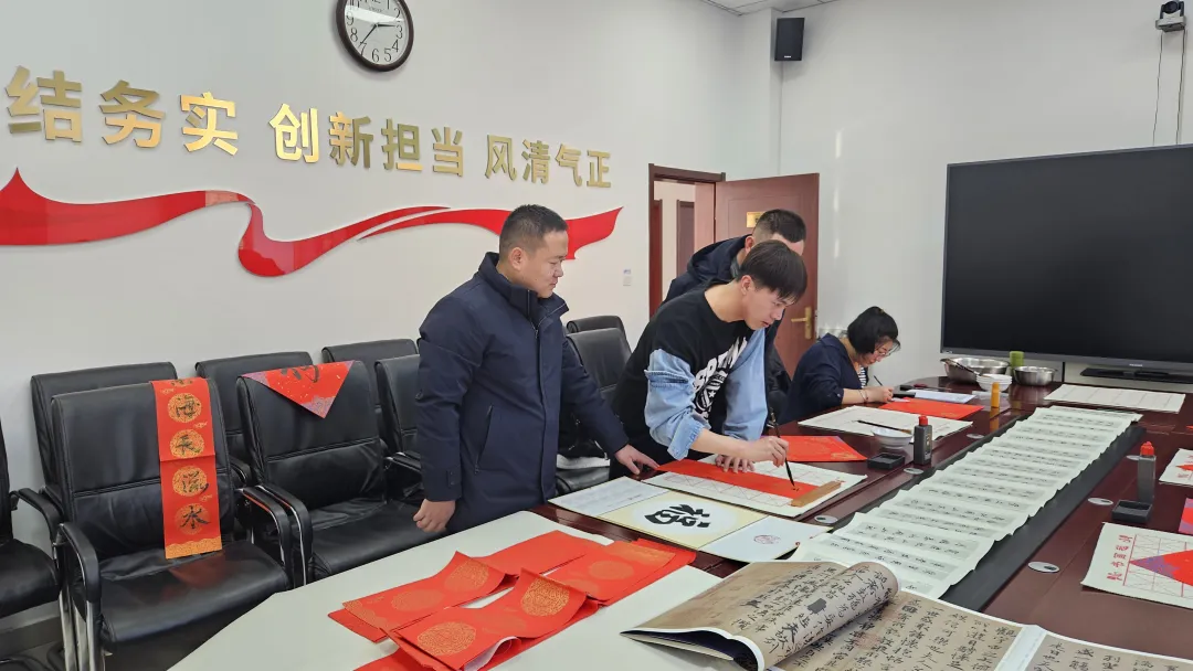 女人与公狍交酡女免费