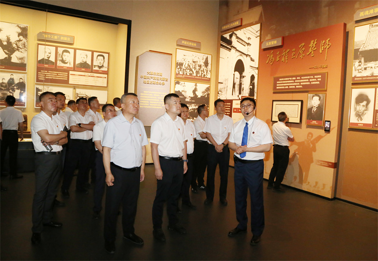 女人与公狍交酡女免费