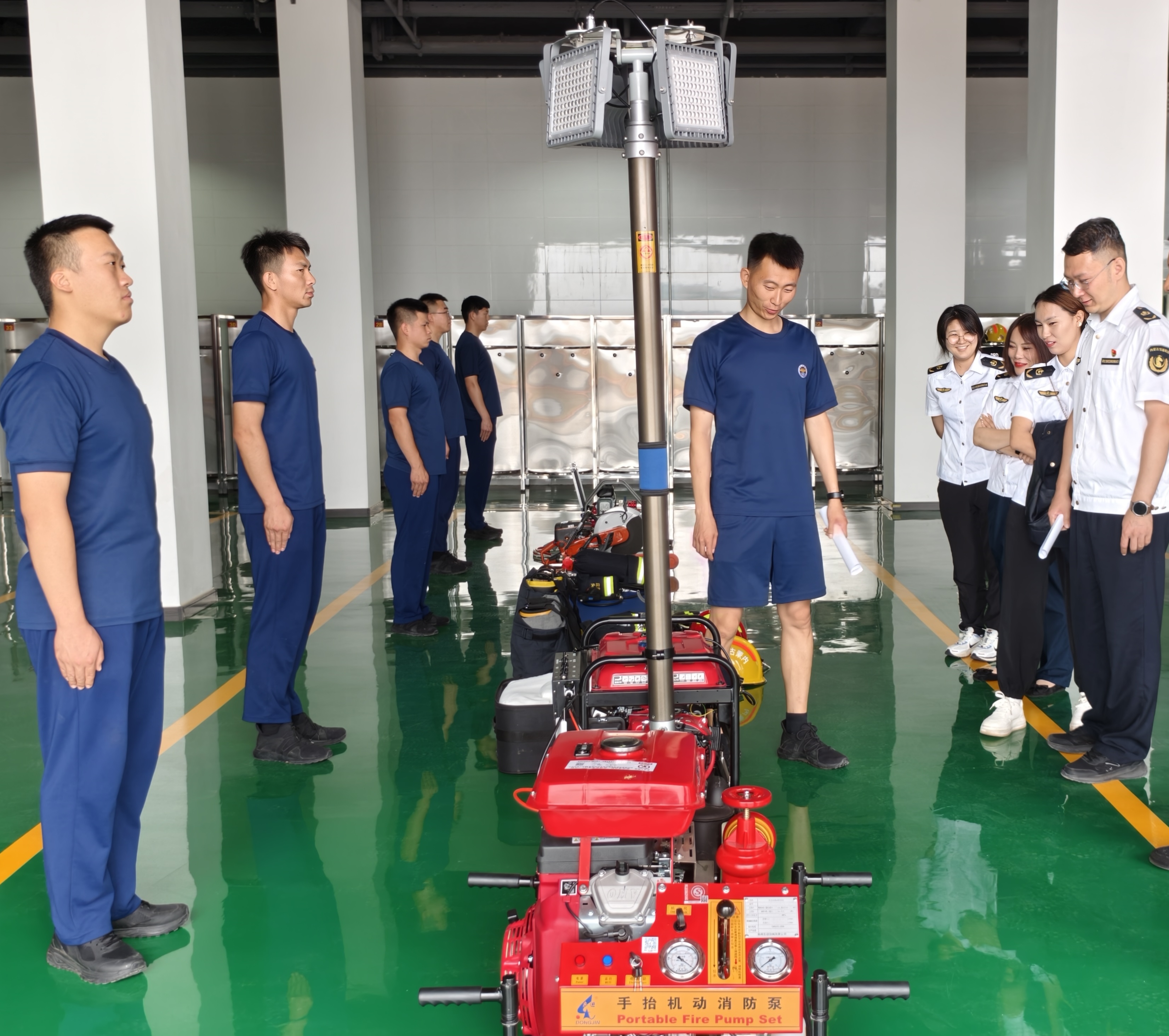 女人与公狍交酡女免费