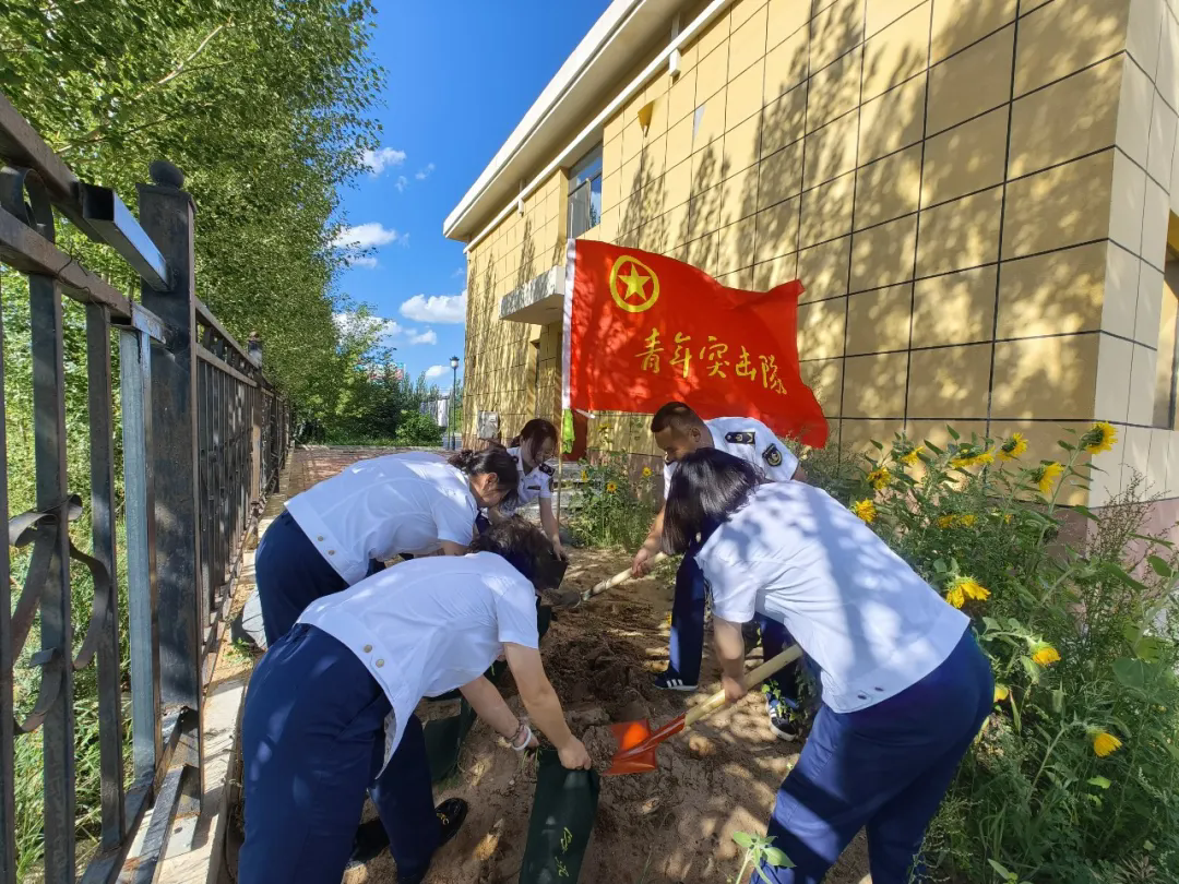 女人与公狍交酡女免费