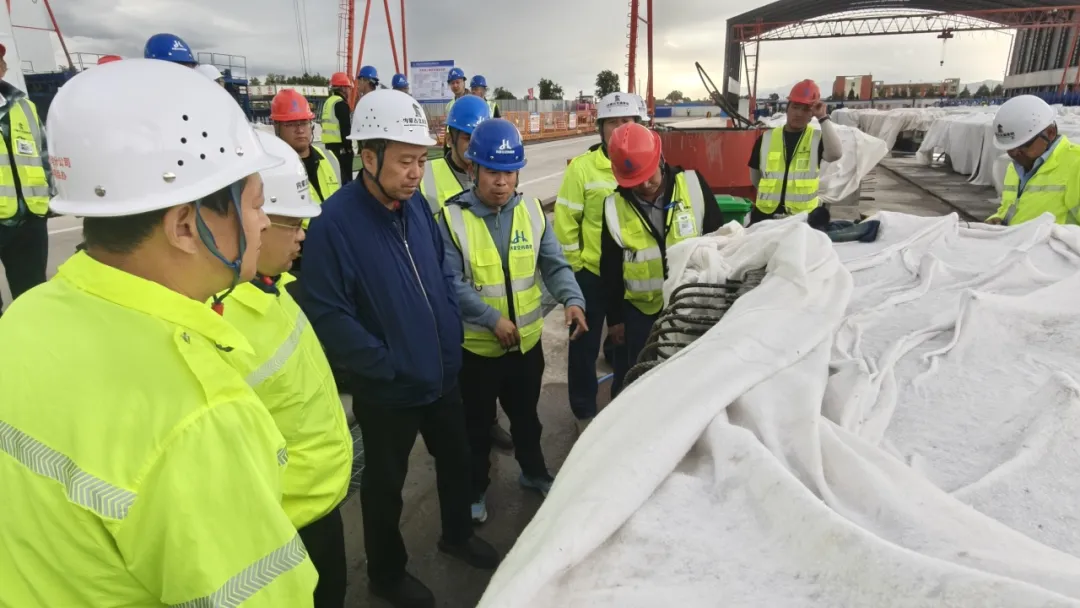 女人与公狍交酡女免费