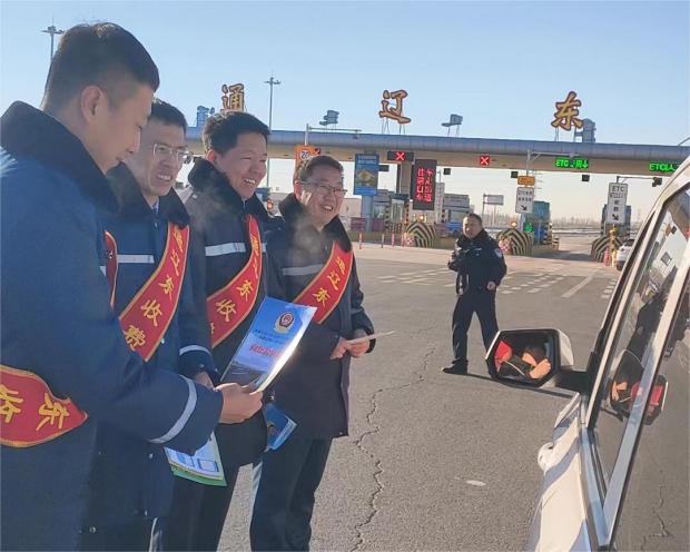 女人与公狍交酡女免费