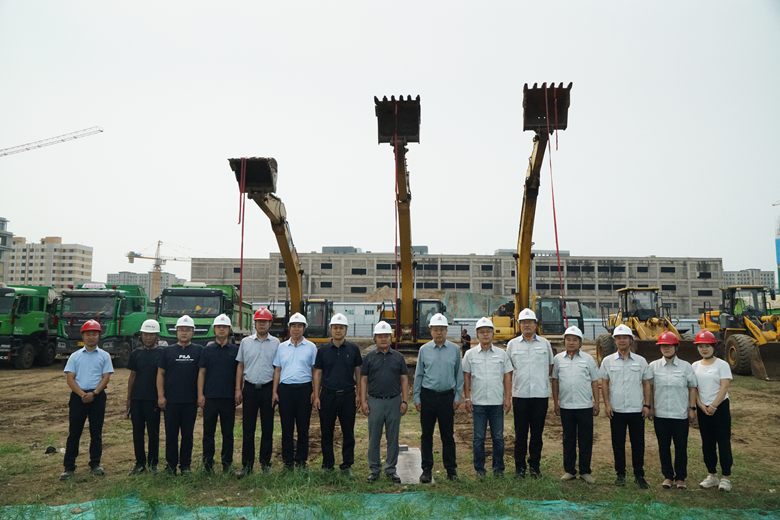 女人与公狍交酡女免费