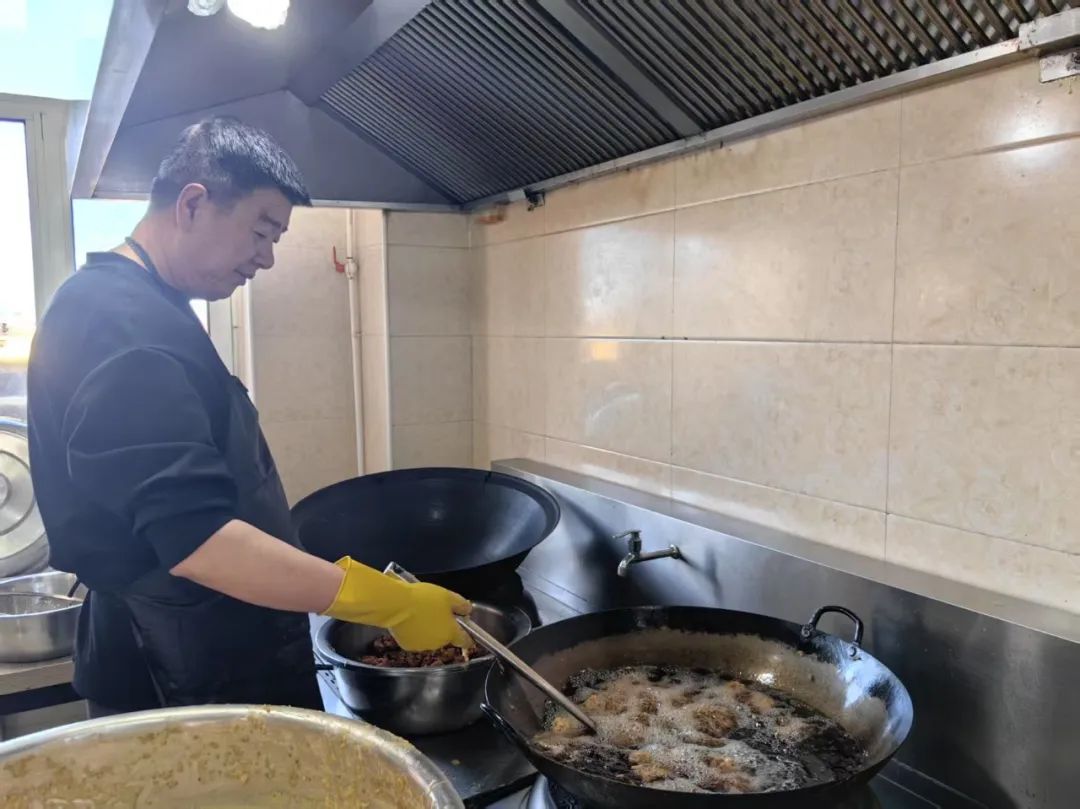 女人与公狍交酡女免费