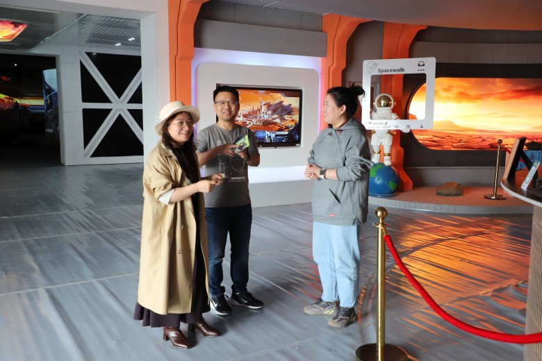 女人与公狍交酡女免费